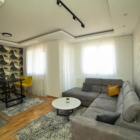 Stan Na Dan Mb Lux Apartment Bijeljina Exterior photo